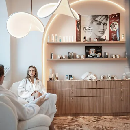 Ermitage De L’oasis - Cannes 4*